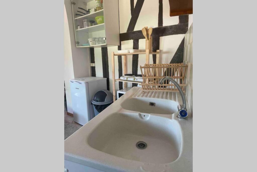 Apartmán Joli Petit Studio En Plein Coeur Centre Ville Méru Exteriér fotografie